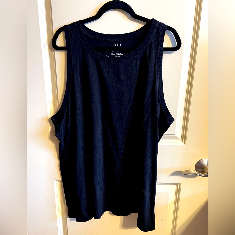 Torrid Tank Size 4